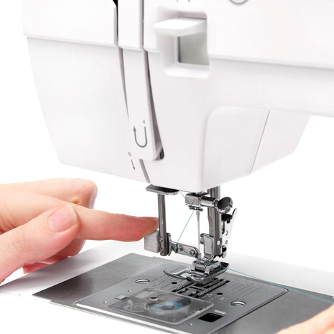 SINGER® Heavy Duty 4452 White Sewing Machine