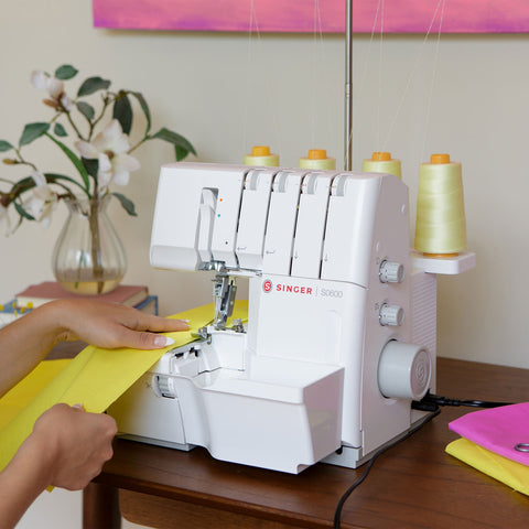 SINGER® S0600 Serger