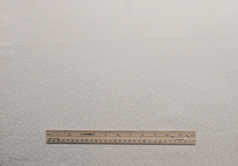 Ivory Fabric / White Flower and Vine Print - Selvage to Selvage Print