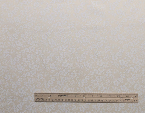 Ivory Fabric / White Flower Print - Selvage to Selvage Print