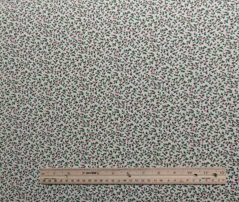 VIP Cranston Print Works - Soft White Fabric / Packed Holly Vine Print
