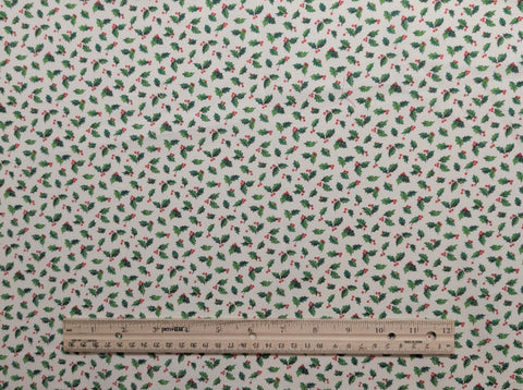 VIP Cranston Print Works - Soft White Fabric / Tossed Holly Print