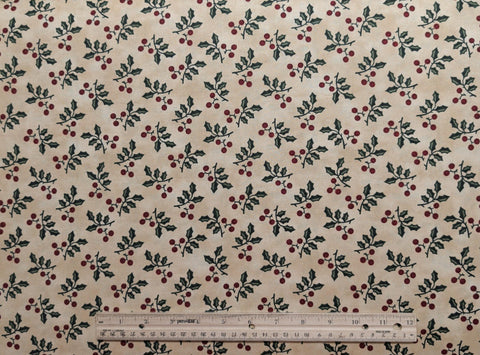 18105 Merry Christmas by Bonnie Sullivan Maywood Studio - Tan Tonal Fabric / Dark Green, Red Tossed Holly Sprig Print