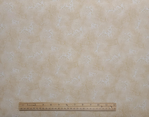 Fusions Robert Kaufman - Cream/Gold Tonal Leaf Print Fabric
