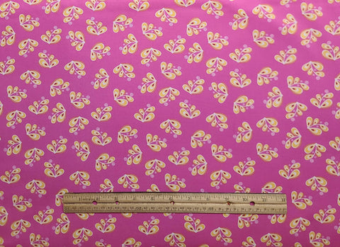 Cosmopolitan for Exclusively Quilters 60095-1 - Bright Pink Fabric / White, Yellow Flower Print