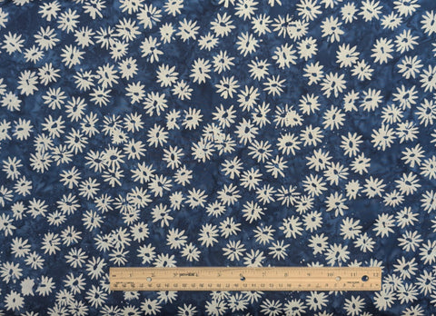 BATIK - Let Freedom Reign Expressions BT23192-309 Moody Blues / Navy Fabric / White Floral Tjap