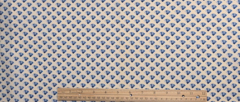 Soft White Fabric / Blue Fan Print - Selvage to Selvage Print