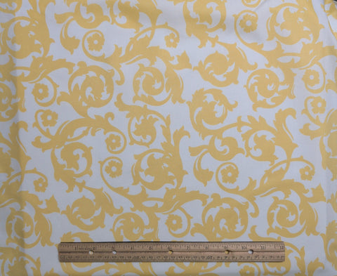 Dab of Jazz 7925-5 Gail Fountain Maywood Studio - White Fabric / Yellow Vine Print