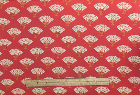 Michael Miller Fabrics 2539 Kimono Fans - Red Fabric / White, Gold Hand Fan Print