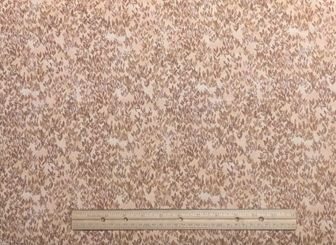 Cottage Garden Hoffman California International Fabrics - Peach Tonal Fabric / Rust, Maroon, Gold Packed Leaf Print