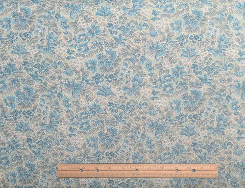 Wood Blocks Hoffman California International Fabrics - Aqua Fabric / Teal, Gray, White Packed Flower Print