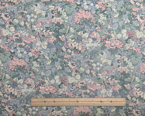 Countryside Collection Hoffman California Fabrics - Cream Fabric / Green Light Blue, Pink Packed Flower Print