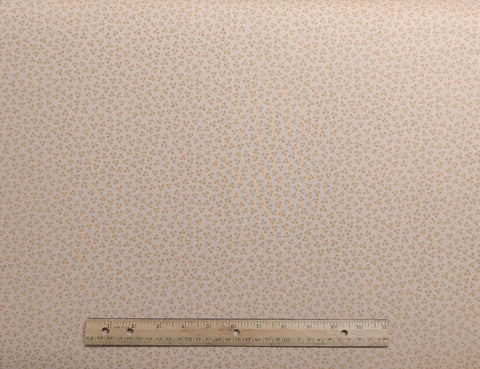 Country Essentials Spring- Connecting Threads 2007/2008 - Pale Golden Tan Tone-on-Tone Clover Print Fabric